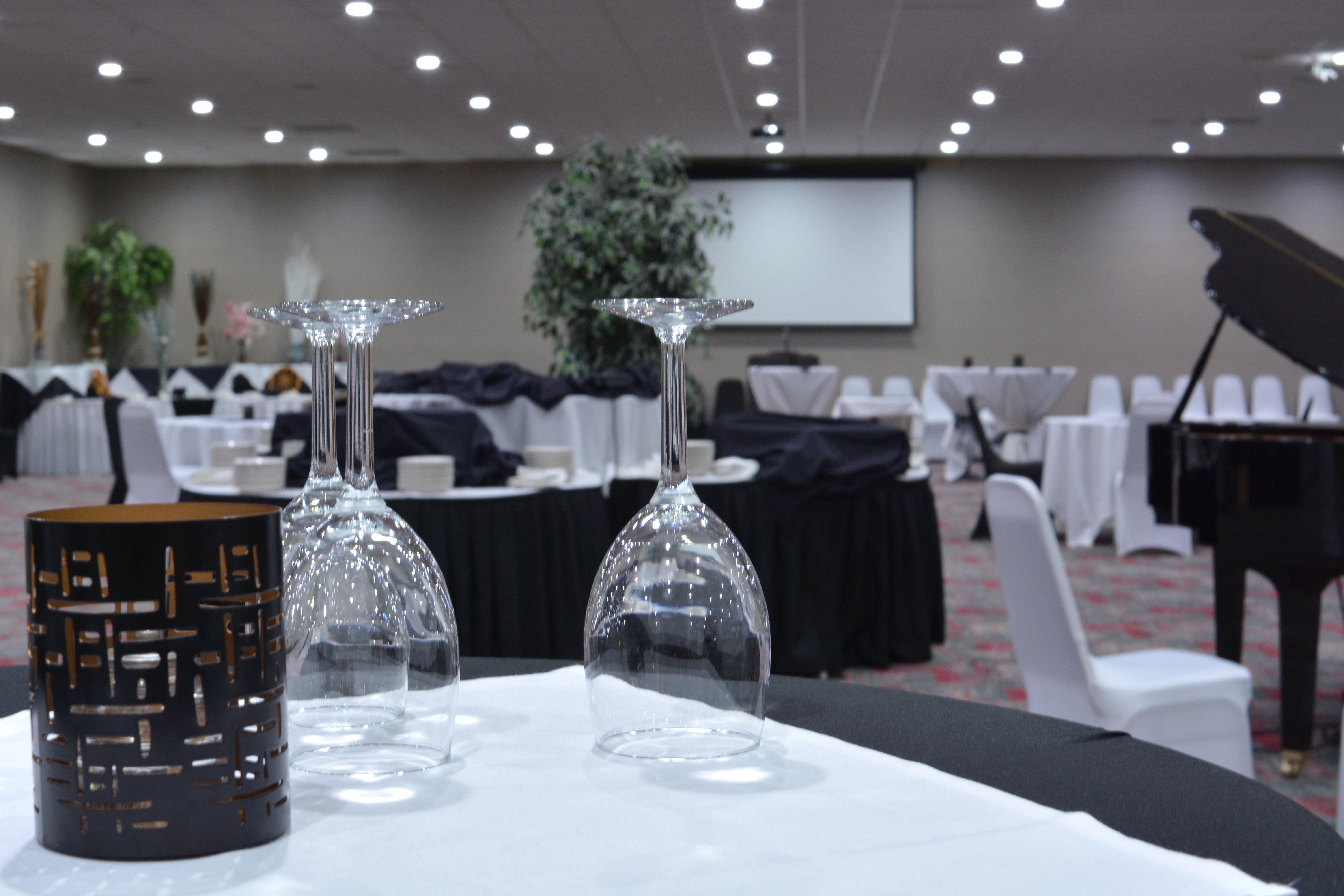 Holiday Inn - Salem By Ihg Exterior foto