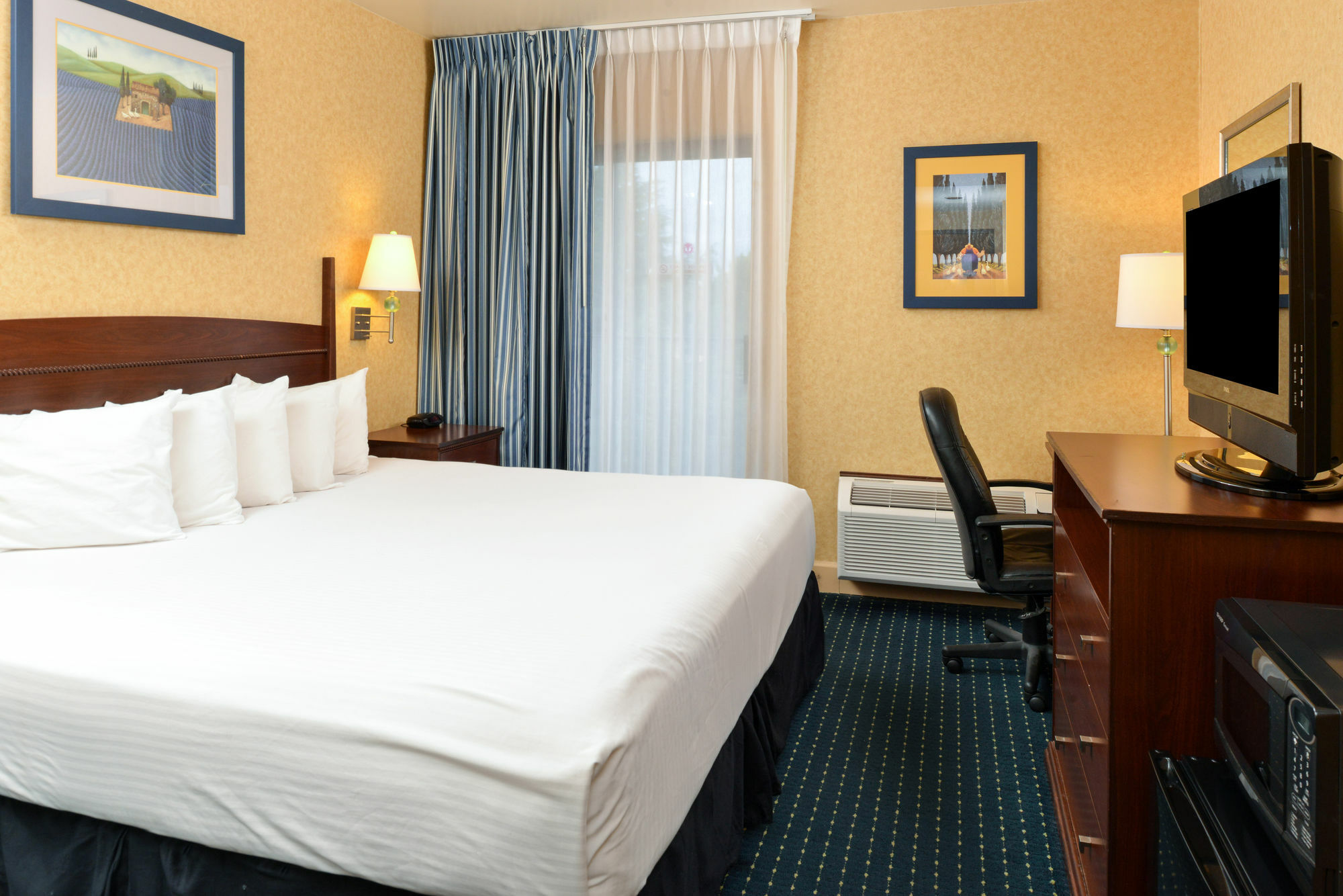 Holiday Inn - Salem By Ihg Exterior foto