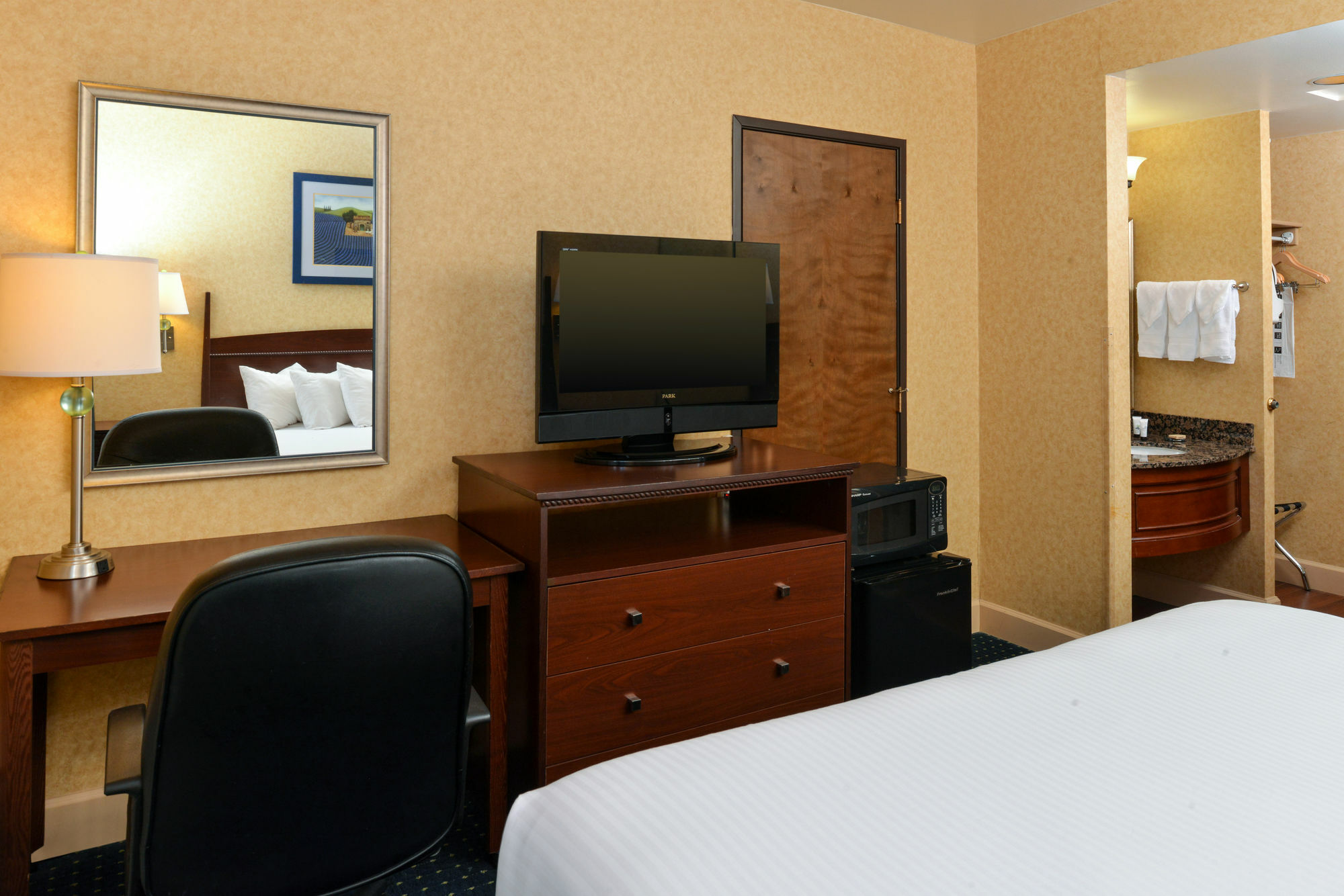 Holiday Inn - Salem By Ihg Exterior foto